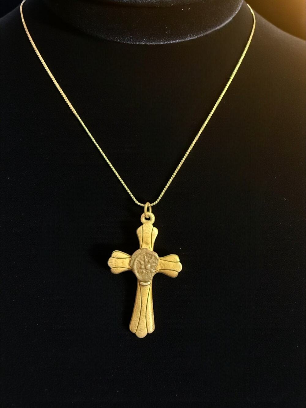 Vintage Cross Pendant Necklace w/ Textured Center Medallion – Mixed Metal